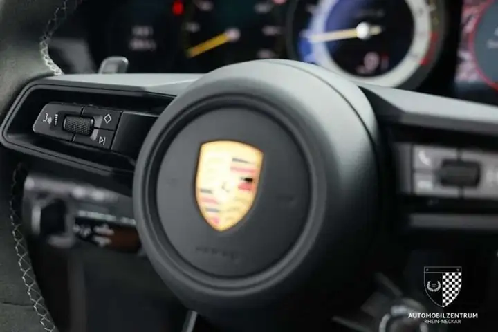 Porsche 911 2023, foto 23