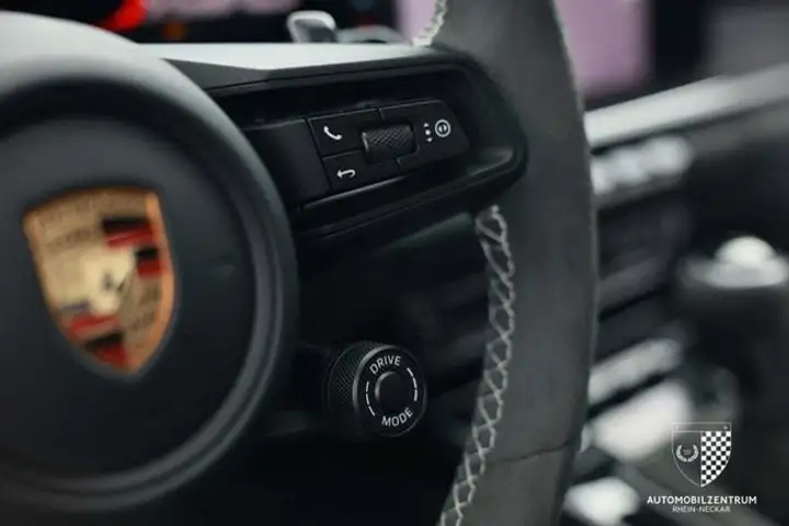 Porsche 911 2023, foto 24