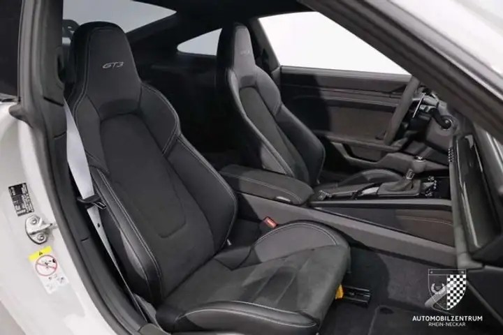 Porsche 911 2023, foto 18