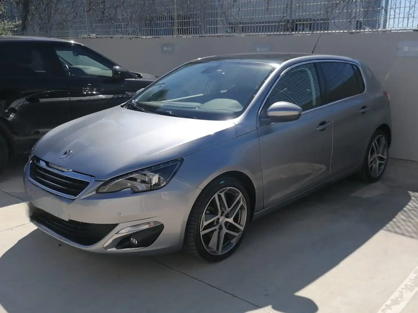 Peugeot 308 308 II 20135p 1.6 bluehdi Allure s - 2