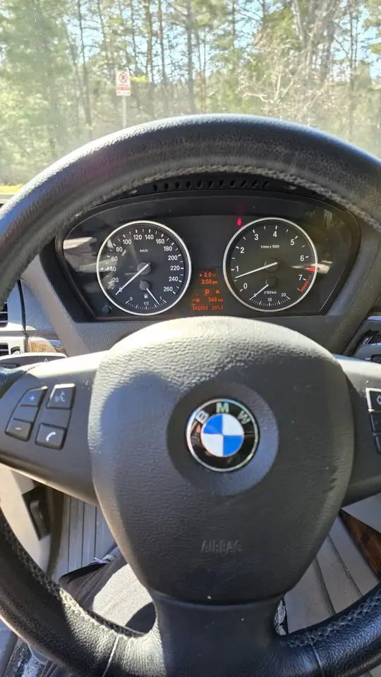 BMW X5 снимка BMW X5
