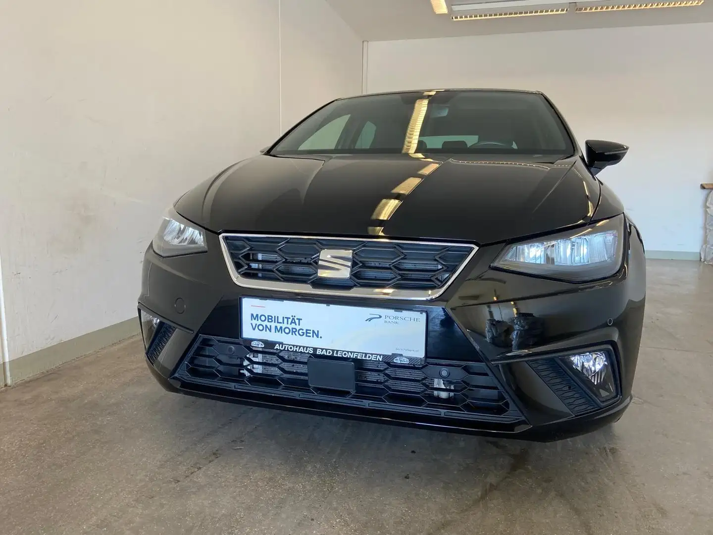 SEAT Ibiza FR 1.0 TSI DSG Schwarz - 2