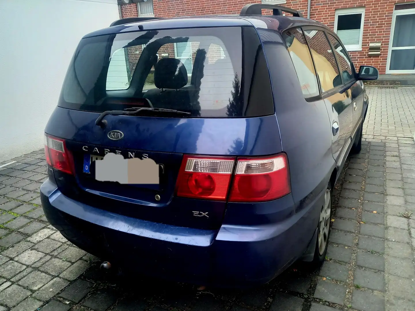 Kia Carens 2.0 CVVT EX - 1