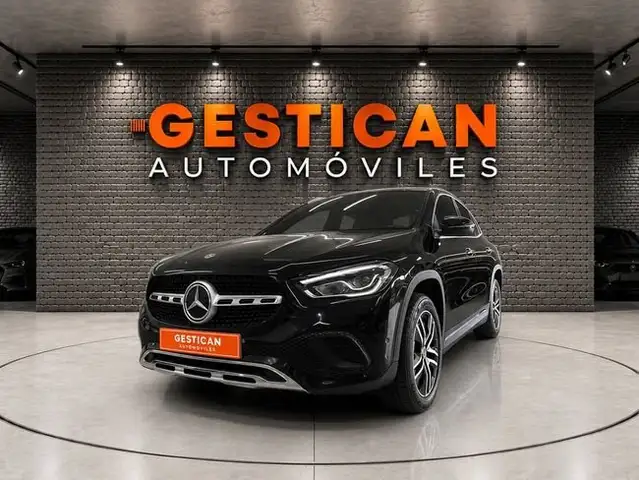 Mercedes-Benz GLA 250 250e