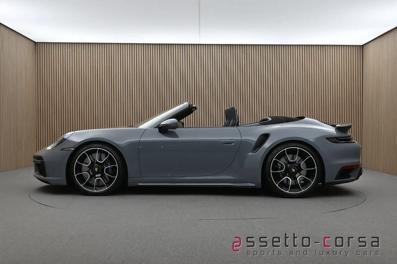 Porsche 992