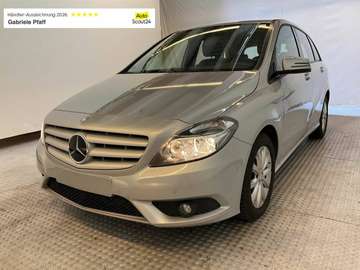 B 200 BlueEfficiency Sports Tourer*1.Hand*RFK*PTS vorne und hinten*Navi*Parkassistent*Allwetterreifen 16 Zoll