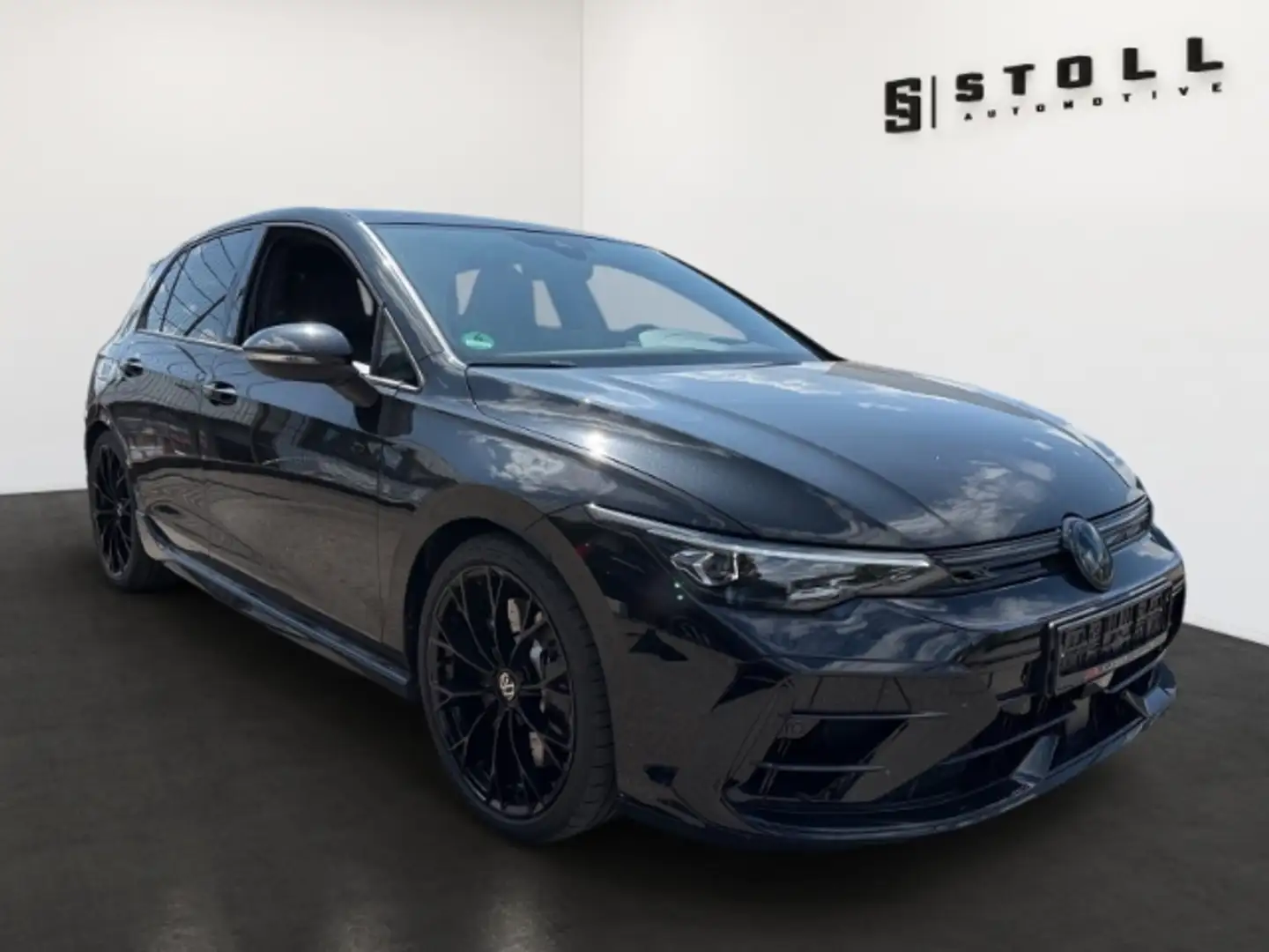Volkswagen Golf R VIII 2.0 TSI Black Edition Leder+Pano+H&K+HeadUp++ Schwarz - 2
