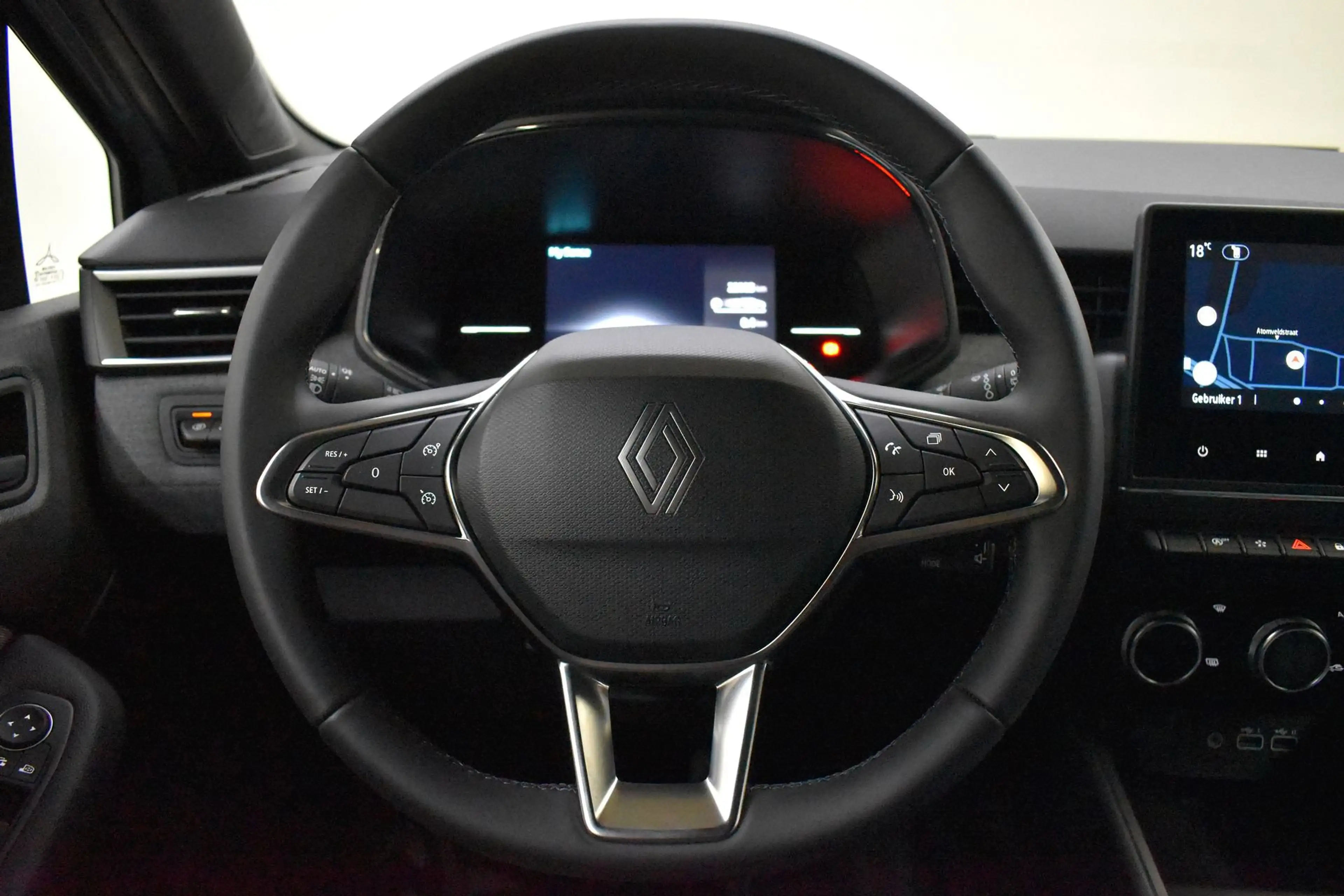 Renault Clio Techno TCe 90 / Valckenier Denderhoutem — photo 12