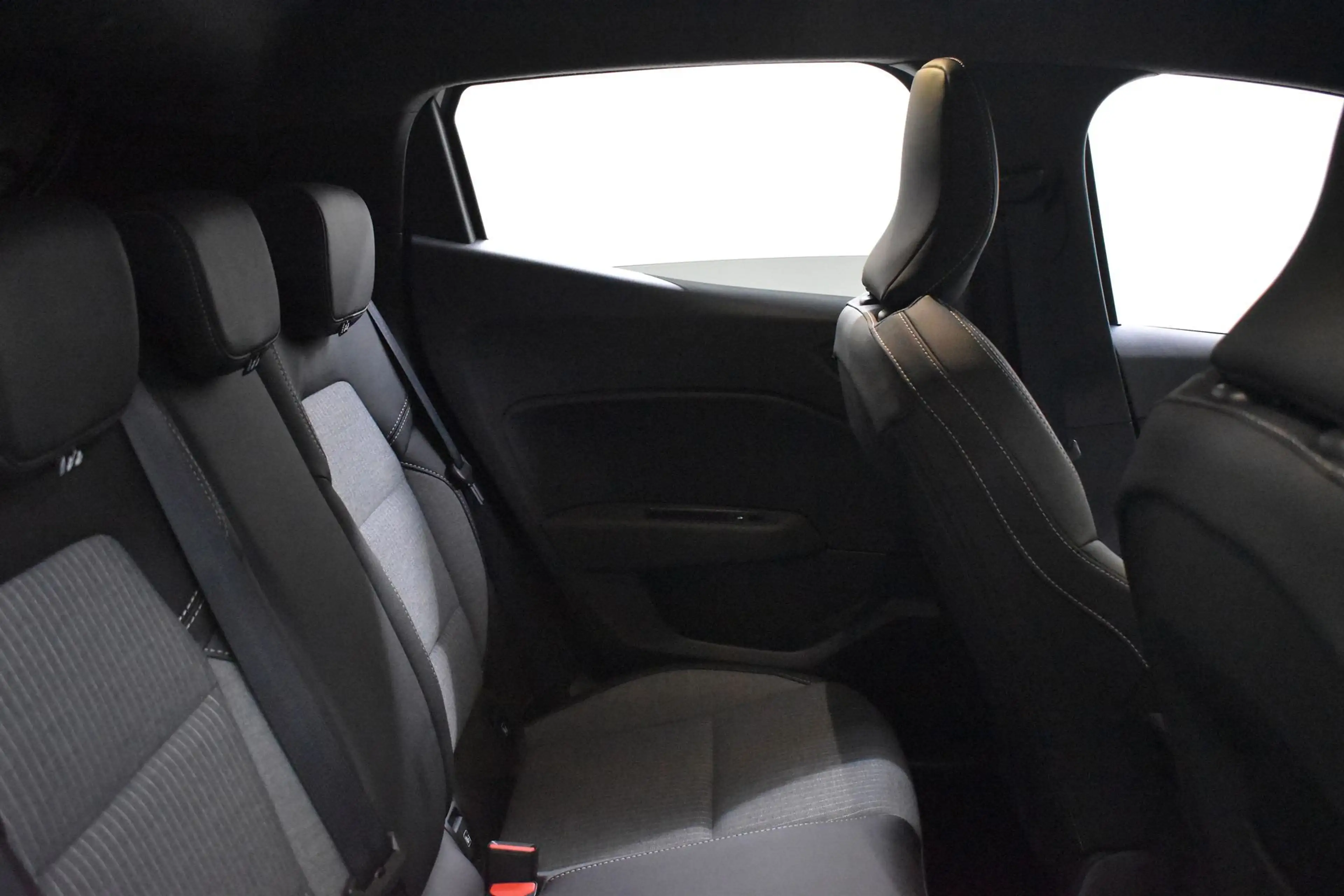 Renault Clio Techno TCe 90 / Valckenier Denderhoutem — photo 8