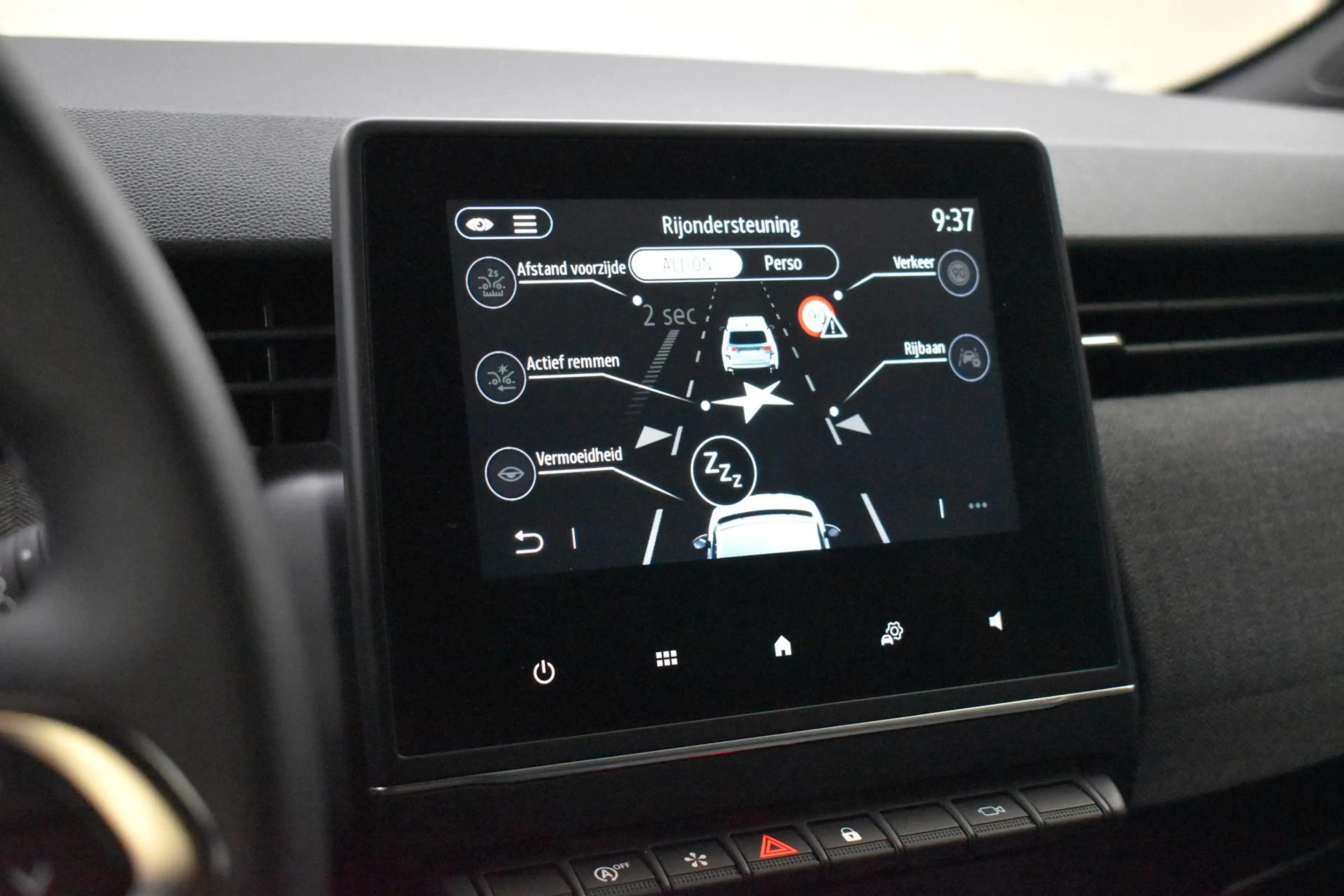 Renault Clio Techno TCe 90 / Valckenier Denderhoutem — photo 15