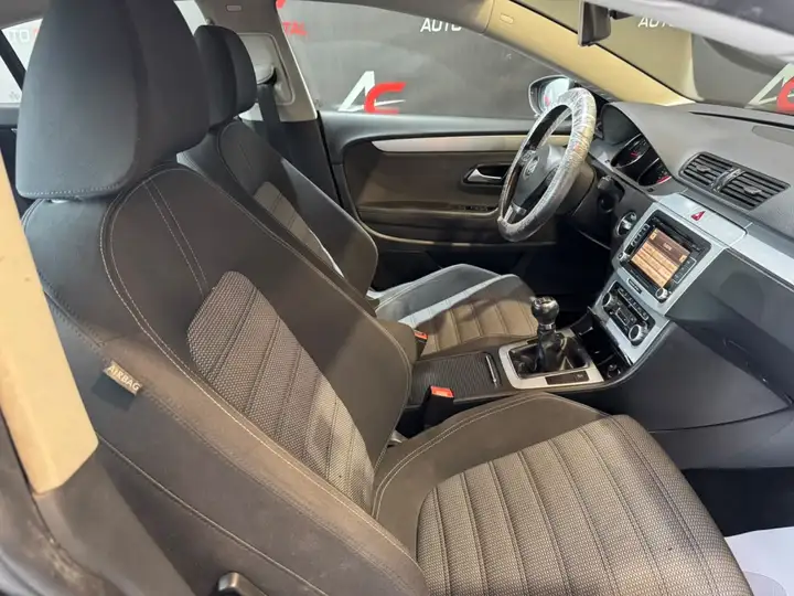 Volkswagen Passat CC 2.0 TDI Advance 2010, foto 23