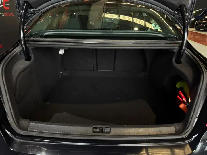 Volkswagen Passat CC 2.0 TDI Advance 2010, foto 26