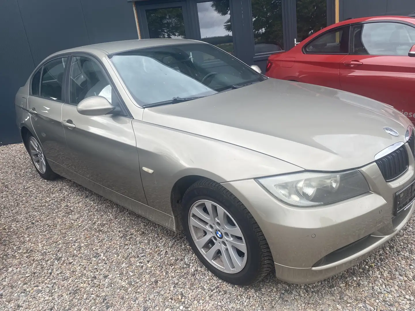 BMW 318 i - 1