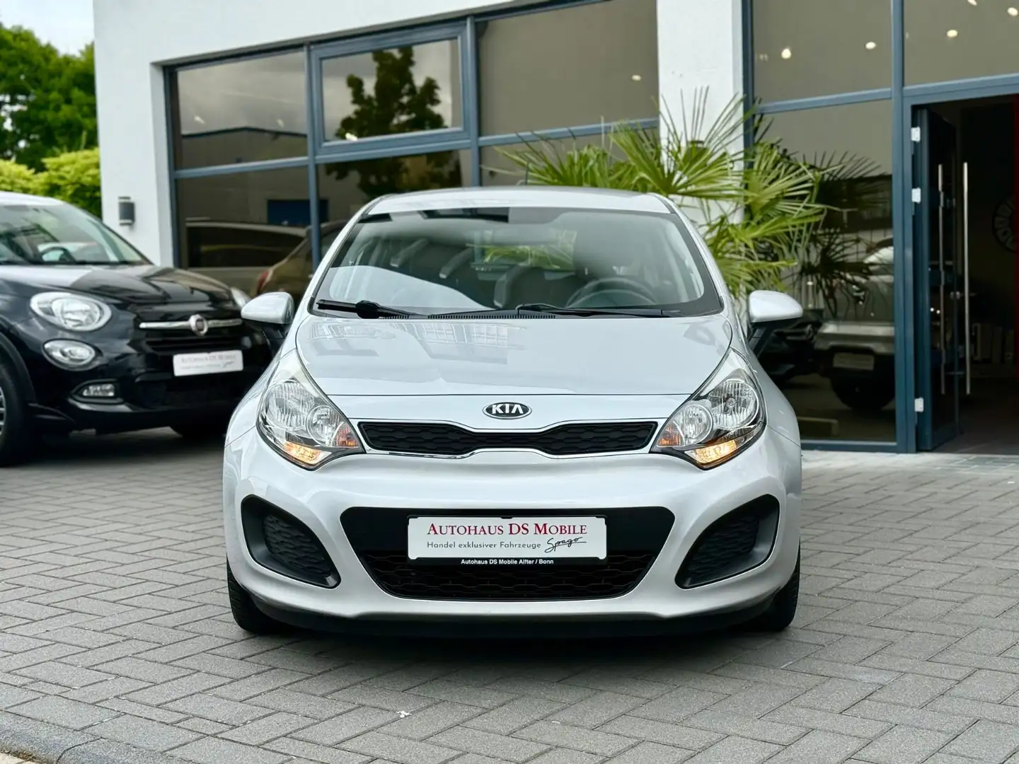 Kia Rio Edition 7 nur 40.000km/Scheckheftgepflegt Silber - 2