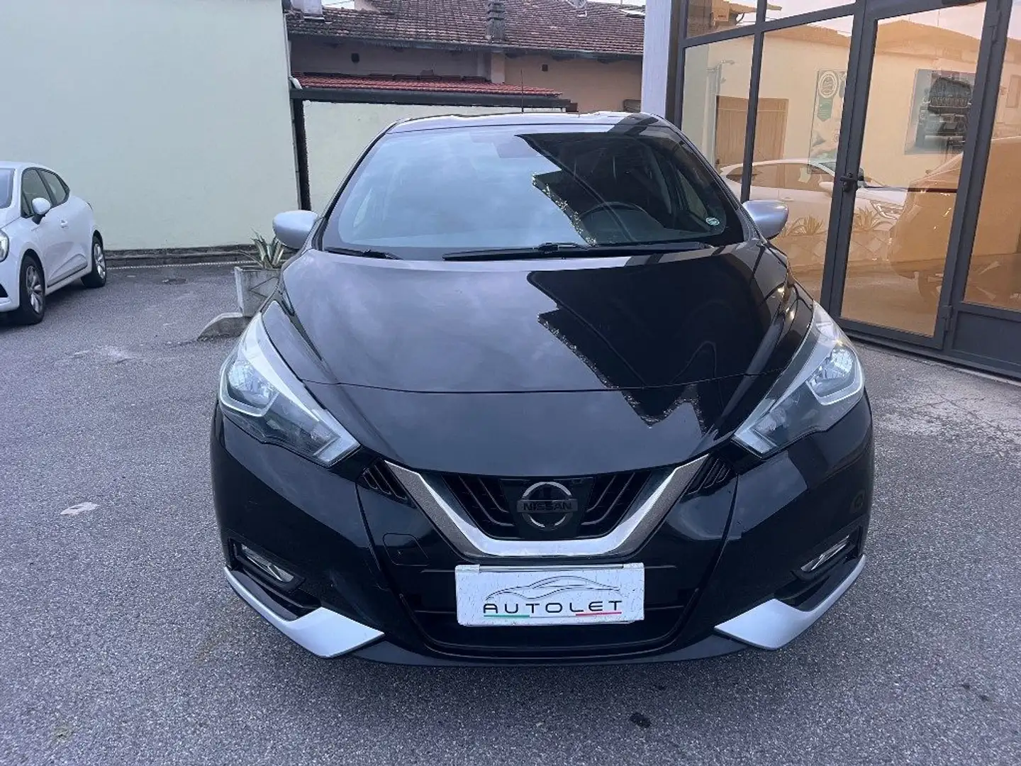 Nissan Micra 1.5 dCi 8V 5 porte Tekna Nero - 2