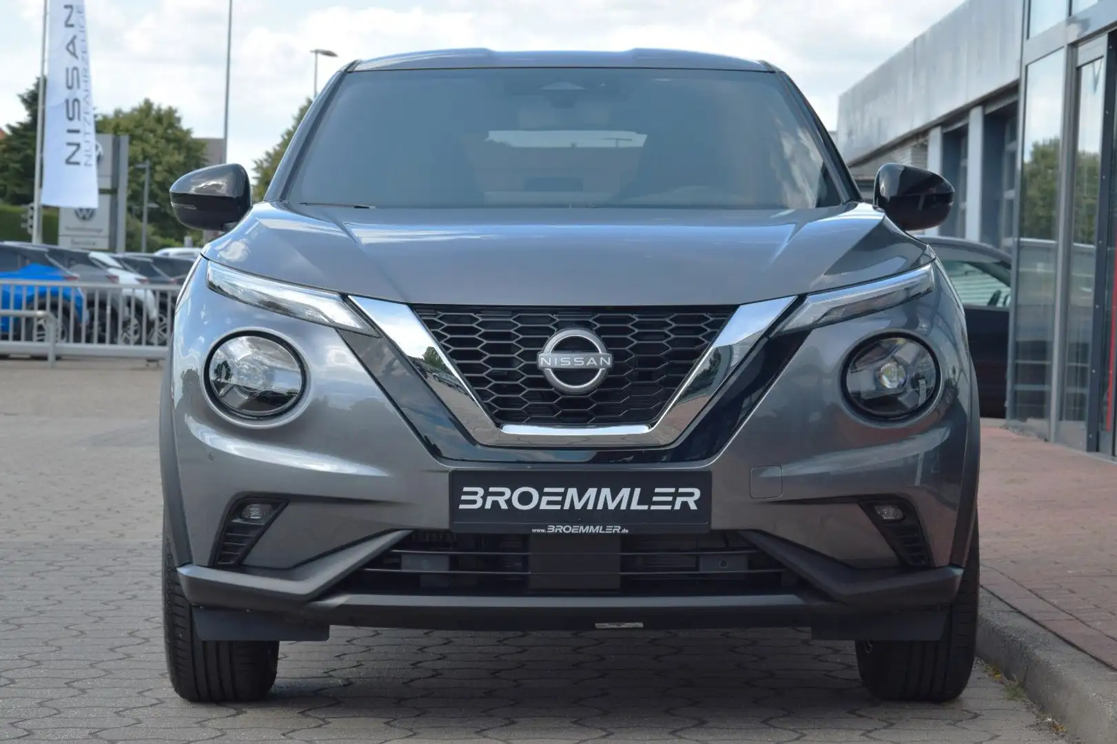 Nissan Juke AT N-Connecta Winter II Grijs - 2