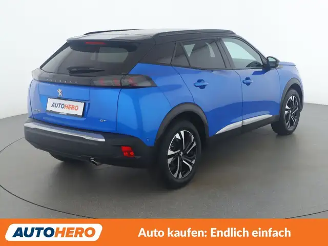 Peugeot 2008 view 6