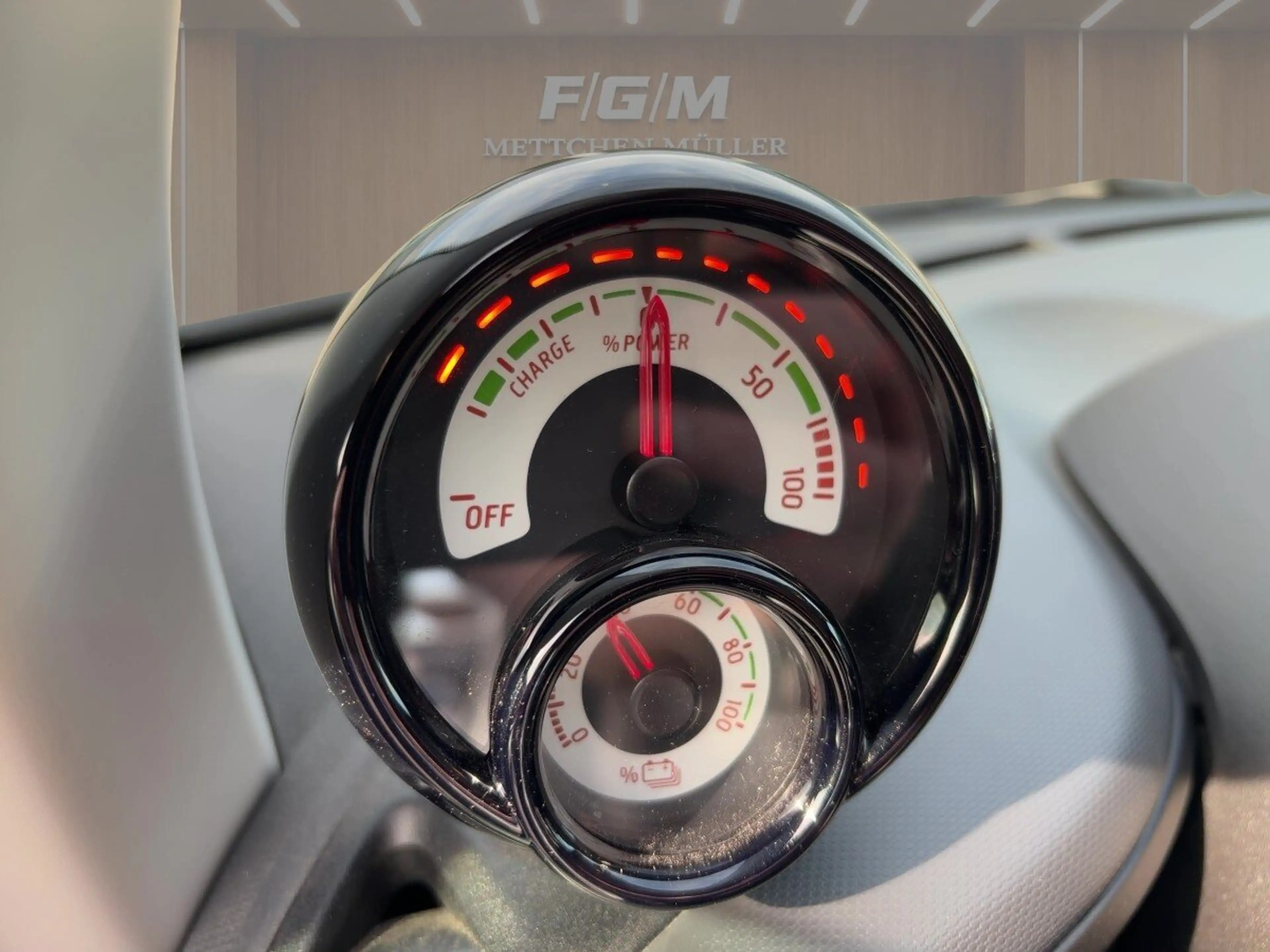 smart forTwo EQ fortwo coupe KLIMA+TEMPOMAT+ELEK.FH.+DAB+LED+ — photo 13