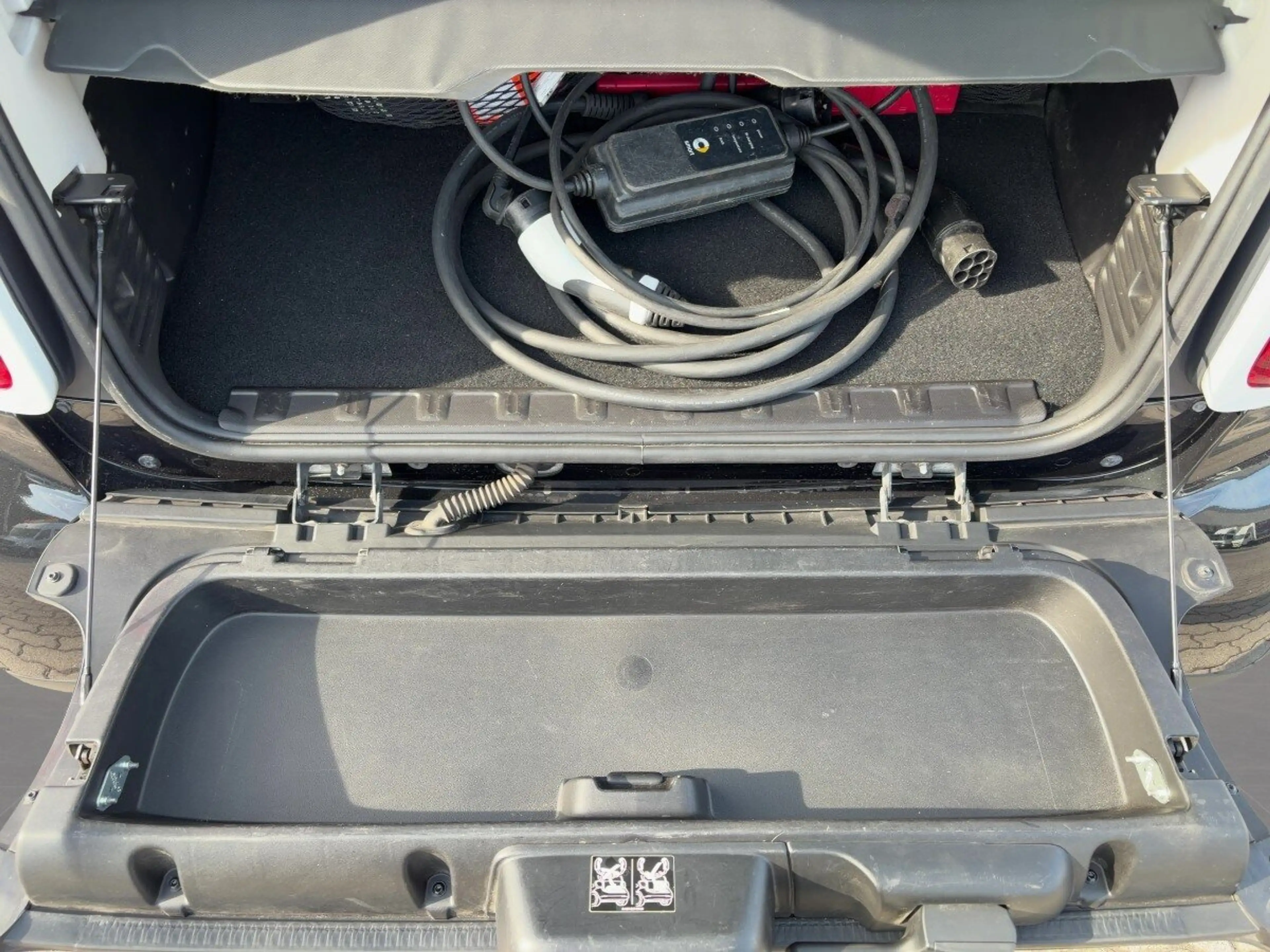 smart forTwo EQ fortwo coupe KLIMA+TEMPOMAT+ELEK.FH.+DAB+LED+ — photo 14