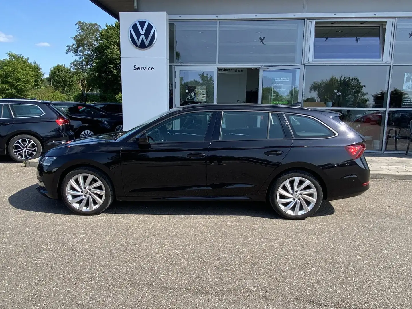 Skoda Octavia Combi 1.5 TSI Style First Edition 18"+AH Schwarz - 2