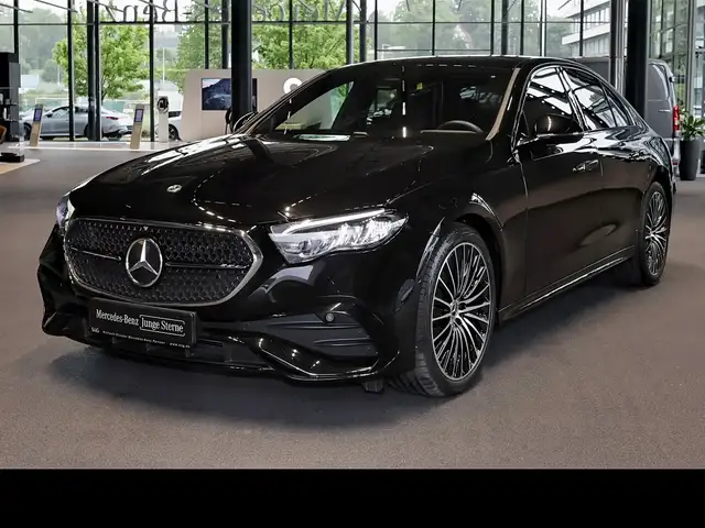Mercedes-Benz E 220 d AMG DISTRO+TOTWINKEL+KAMERA+KEYLESS+20"
