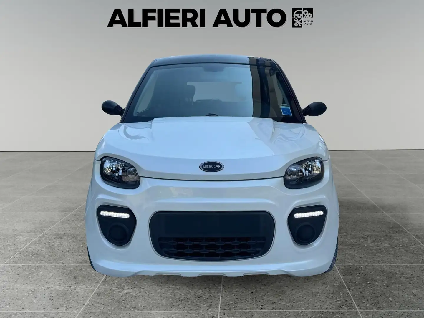 Microcar M.Go Plus Diesel Progress E5 CVT Blanco - 2
