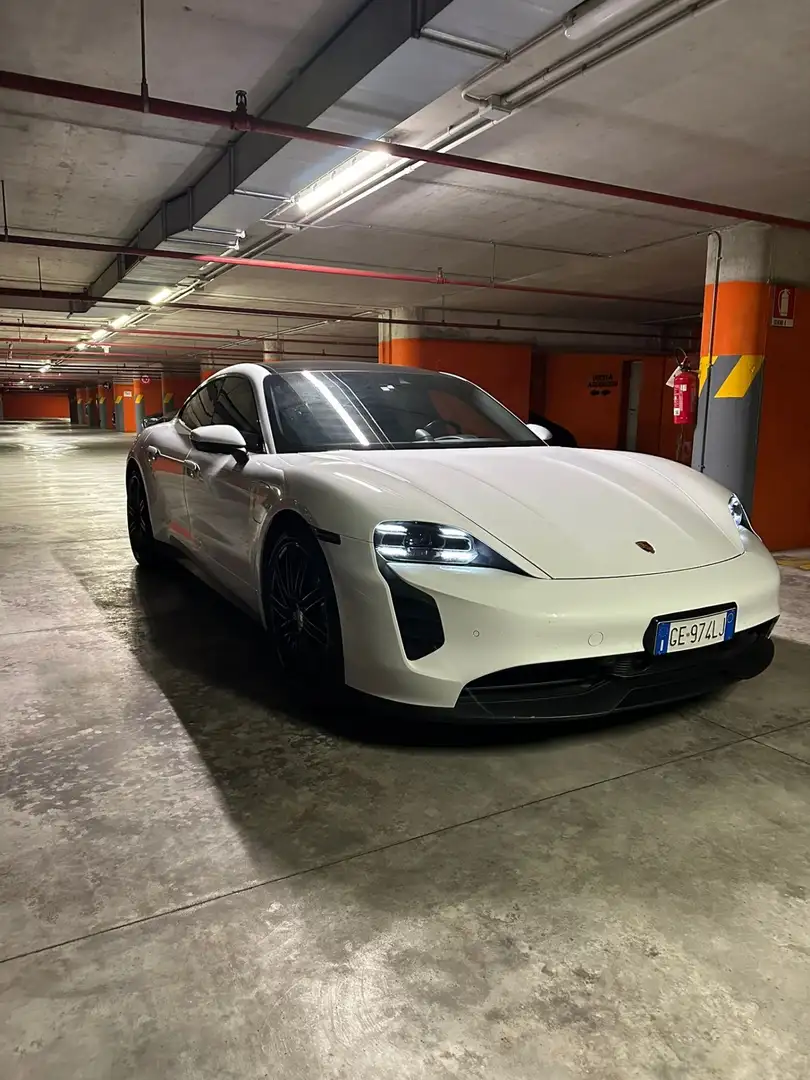 Porsche Taycan Performance Battery Plus Maniacale!!! Blanc - 2