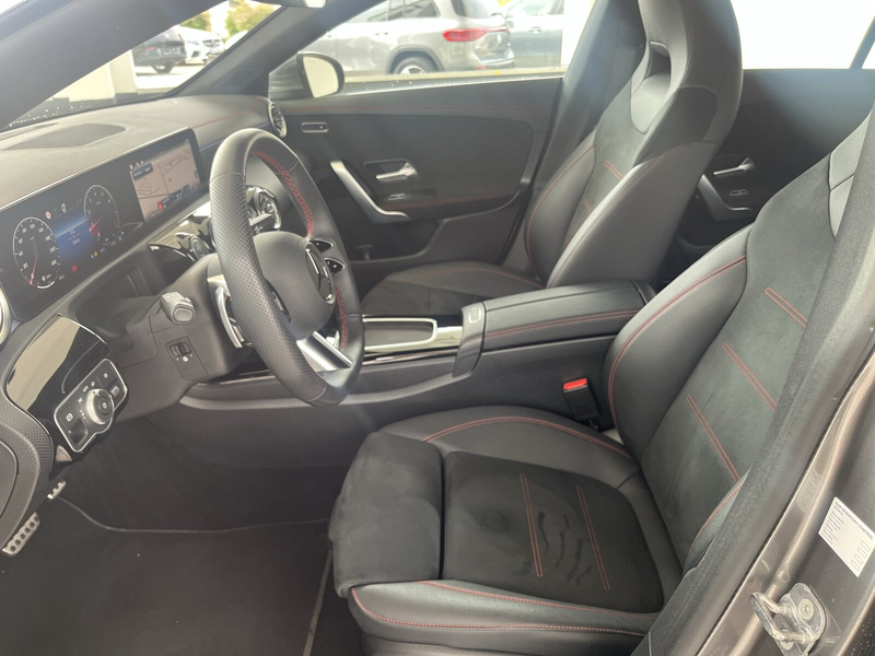 Mercedes-Benz CLA 180 CLA 180 SB AMG Line/Navi/Kamera/LED/Klima/MBUX — photo 10