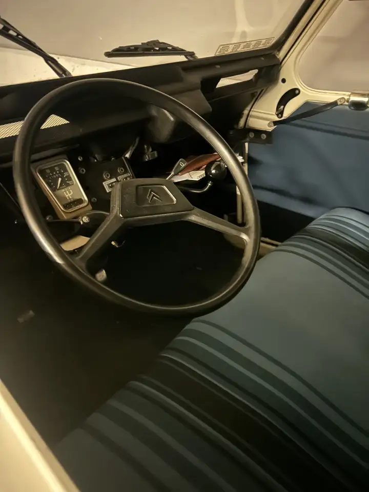 Citroen 2CV6 0.6 Special, foto 4