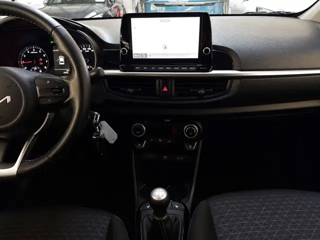 Kia Picanto view 11