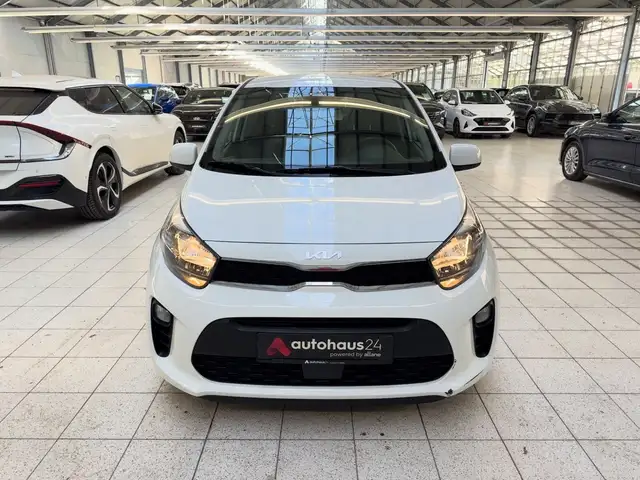Kia Picanto view 2