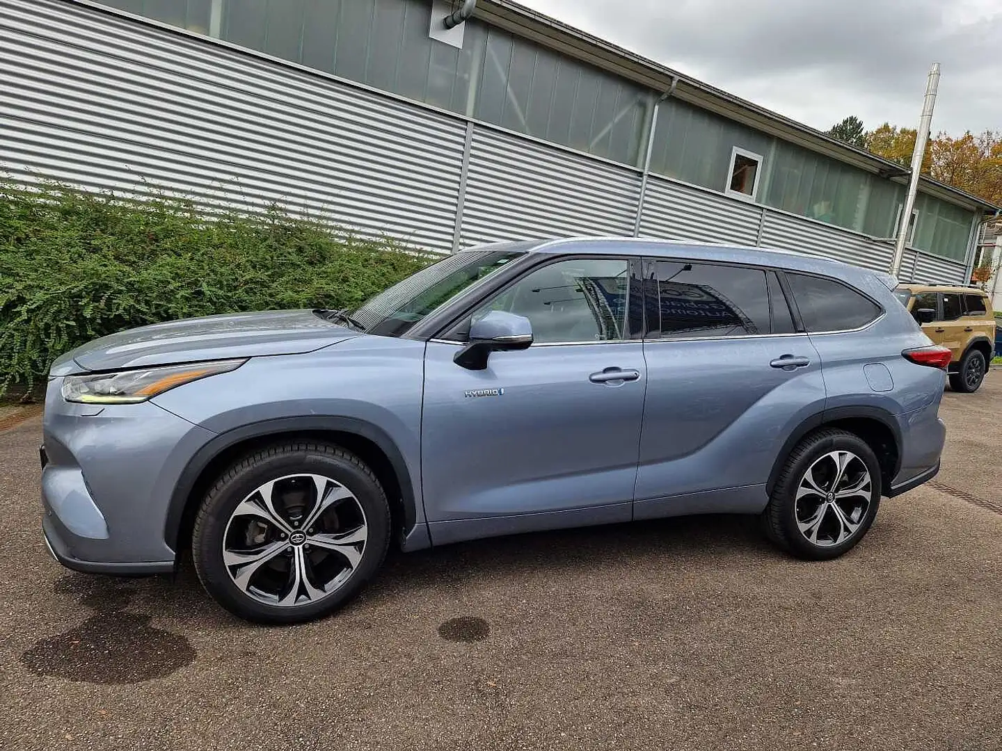 Toyota Highlander 2.5 Hybrid Luxury Niebieski - 2