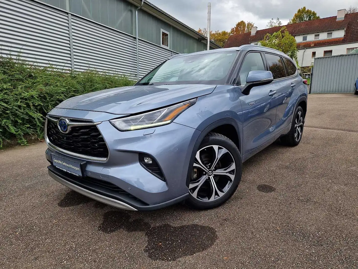 Toyota Highlander 2.5 Hybrid Luxury Blau - 1