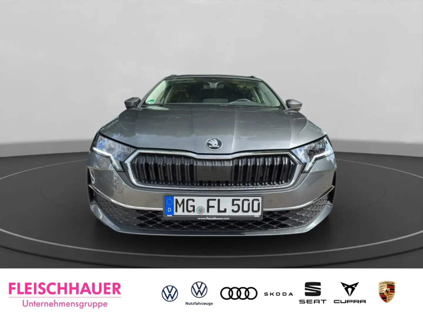 Skoda Octavia Combi Selection 1,5 TSI 110 kW AHK Navi LED Digita Grau - 2