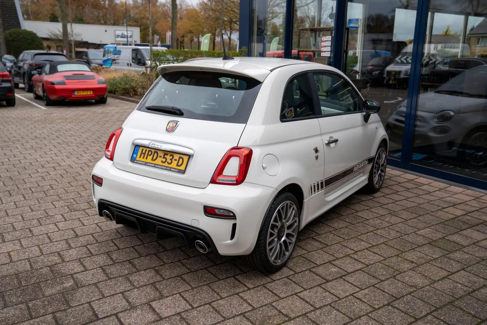 Fiat 500 Abarth 1.4 T-Jet 595 70th Anniversary | Prijs rijklaar in White - 2