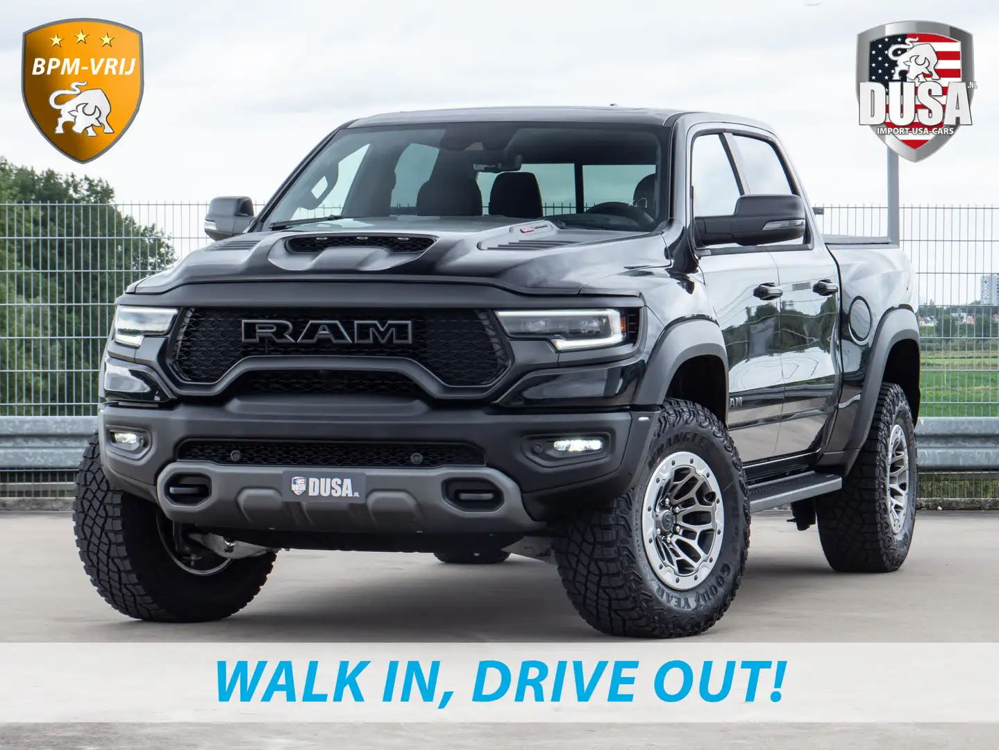 Dodge RAM 1500 6.2 V8 4x4 Crew Cab TRX Black RED ACCENT INTE Negro - 1