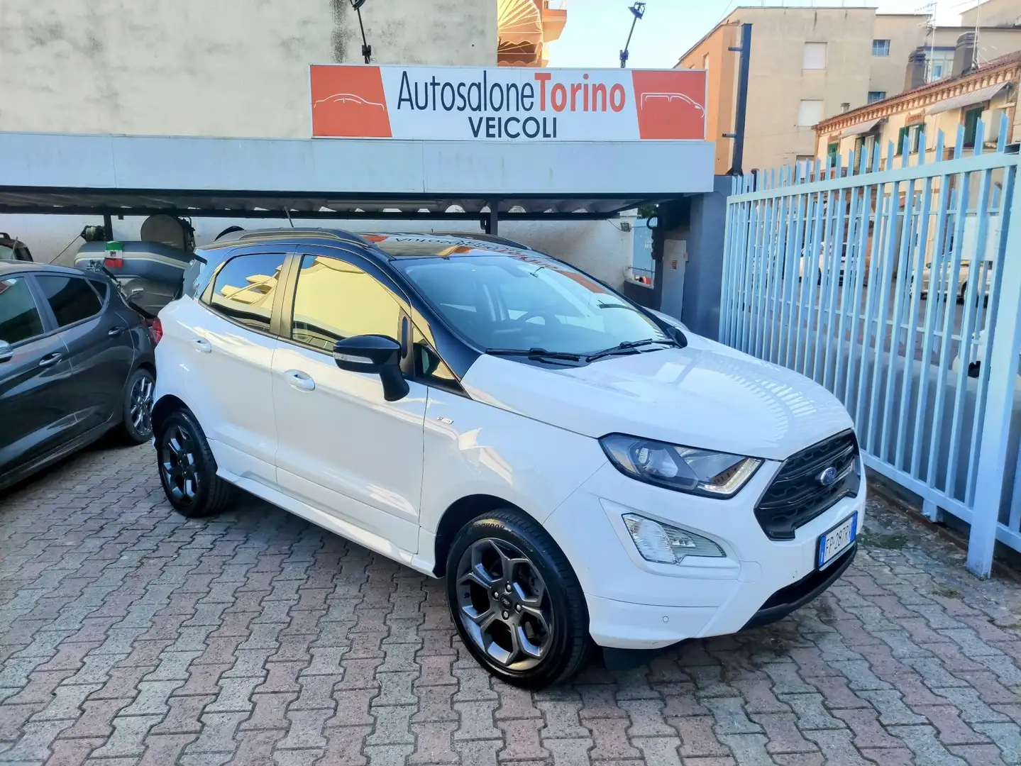 Ford EcoSport 1.5 tdci ST Line Plus 100cv Bianco - 1