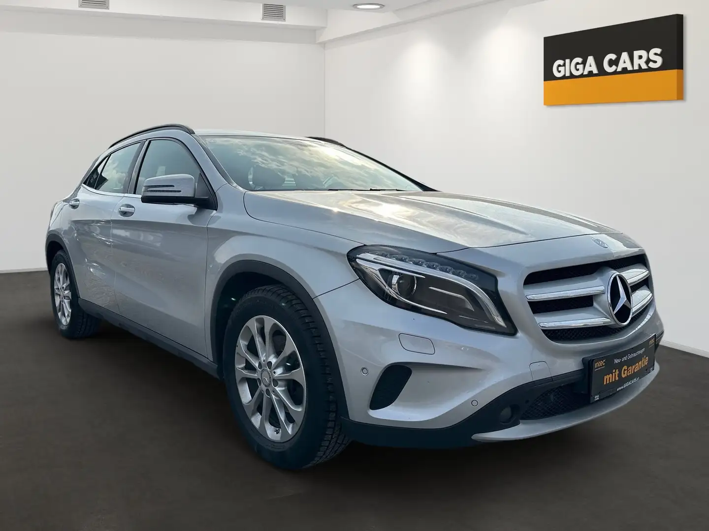 Mercedes-Benz GLA 180 GLA 180 CDI / d (156.912) Silber - 2