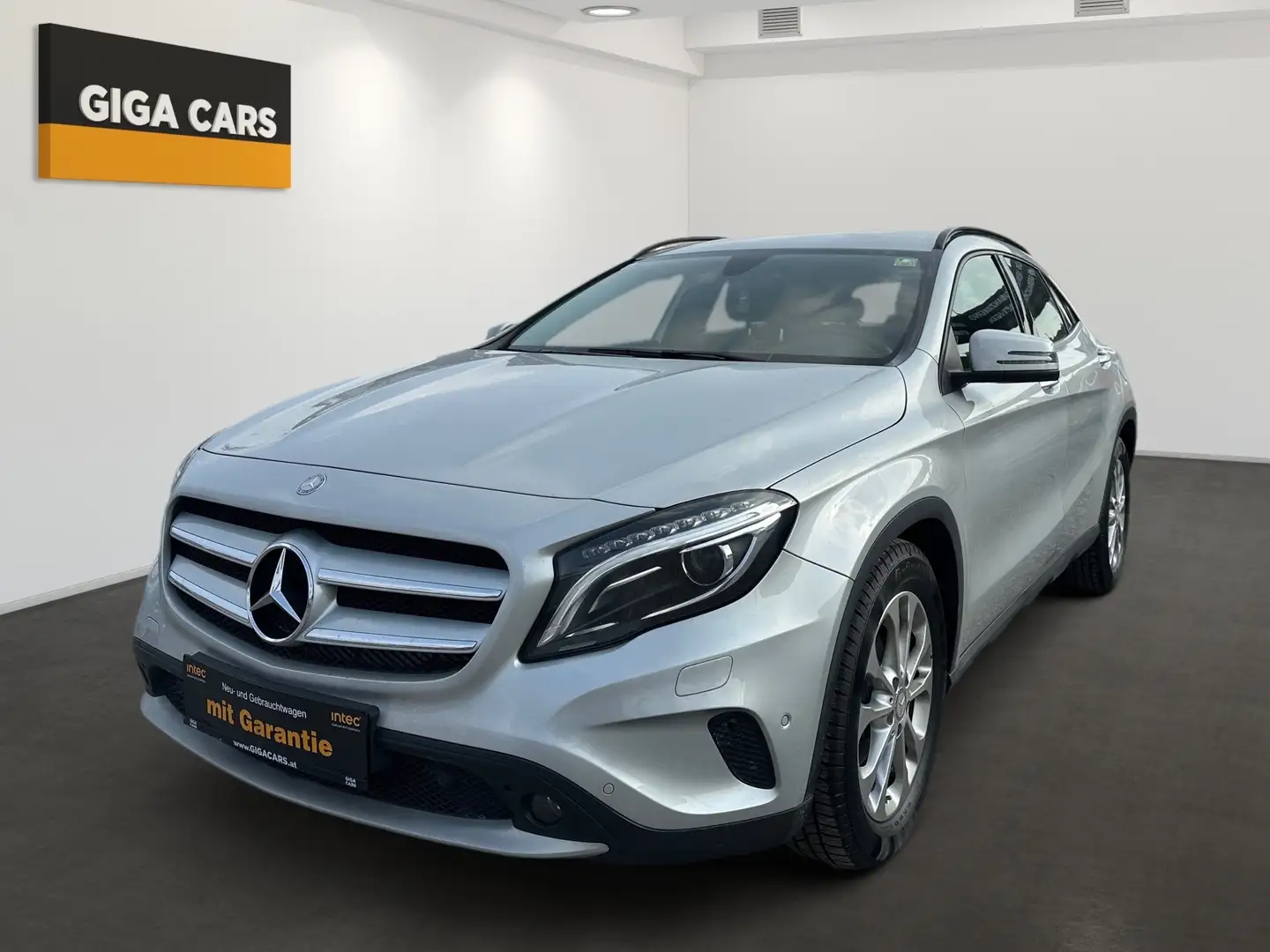 Mercedes-Benz GLA 180 GLA 180 CDI / d (156.912) Silber - 1