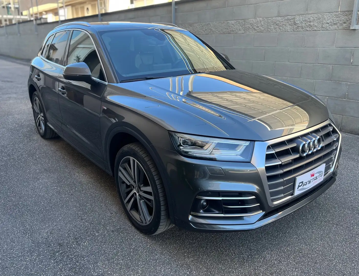 Audi Q5 40 2.0 tdi 190cv S line Plus quattro s-tronic Szürke - 1