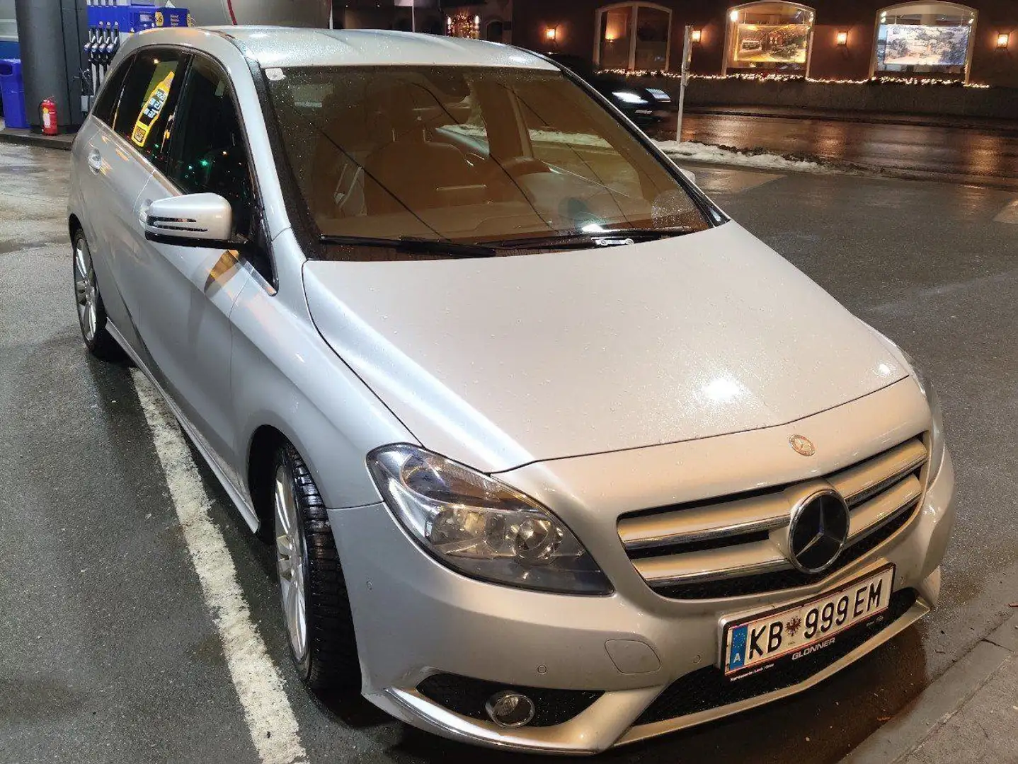 Mercedes-Benz B 220 CDI BlueEfficiency A-Edition Plus DPF Aut. PLUS Argintiu - 1
