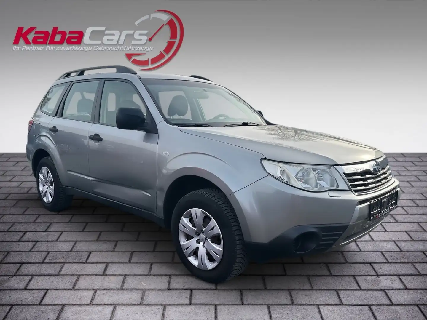 Subaru Forester Trend 2.Hand AHK Tüv/Au neu Ezüst - 2