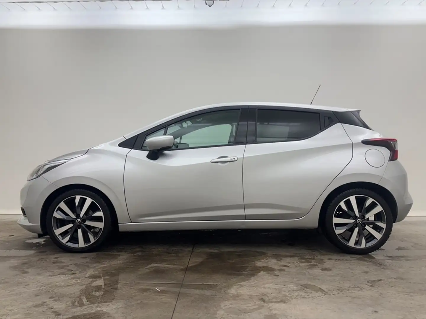 Nissan Micra 1.0IG-T N-Connecta GPS Calmera Verw.Zetels Dig.Air Argent - 2