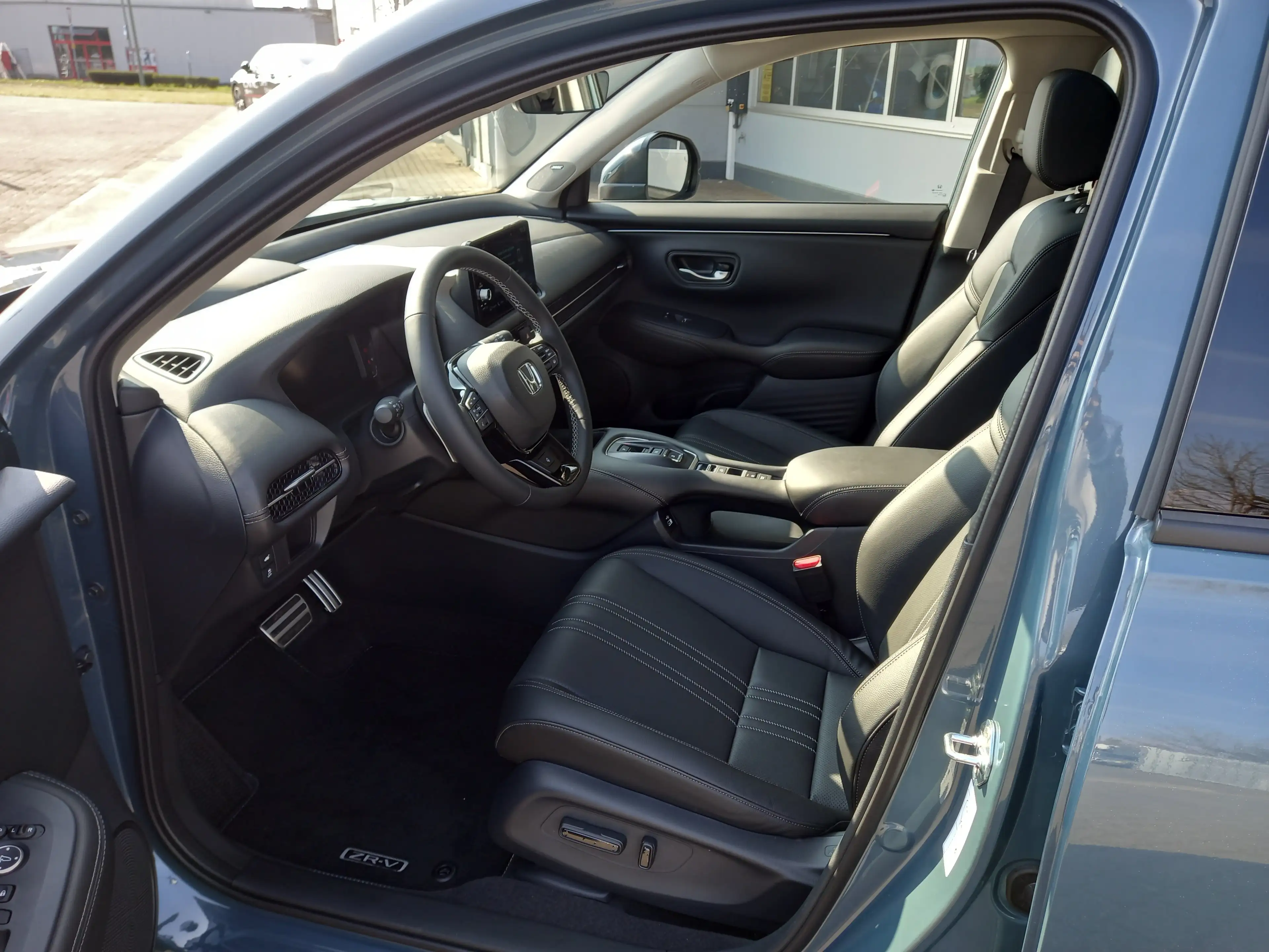 Honda ZR-V ZR-V e:HEV 2.0 i-MMD Hybrid Advance — photo 8