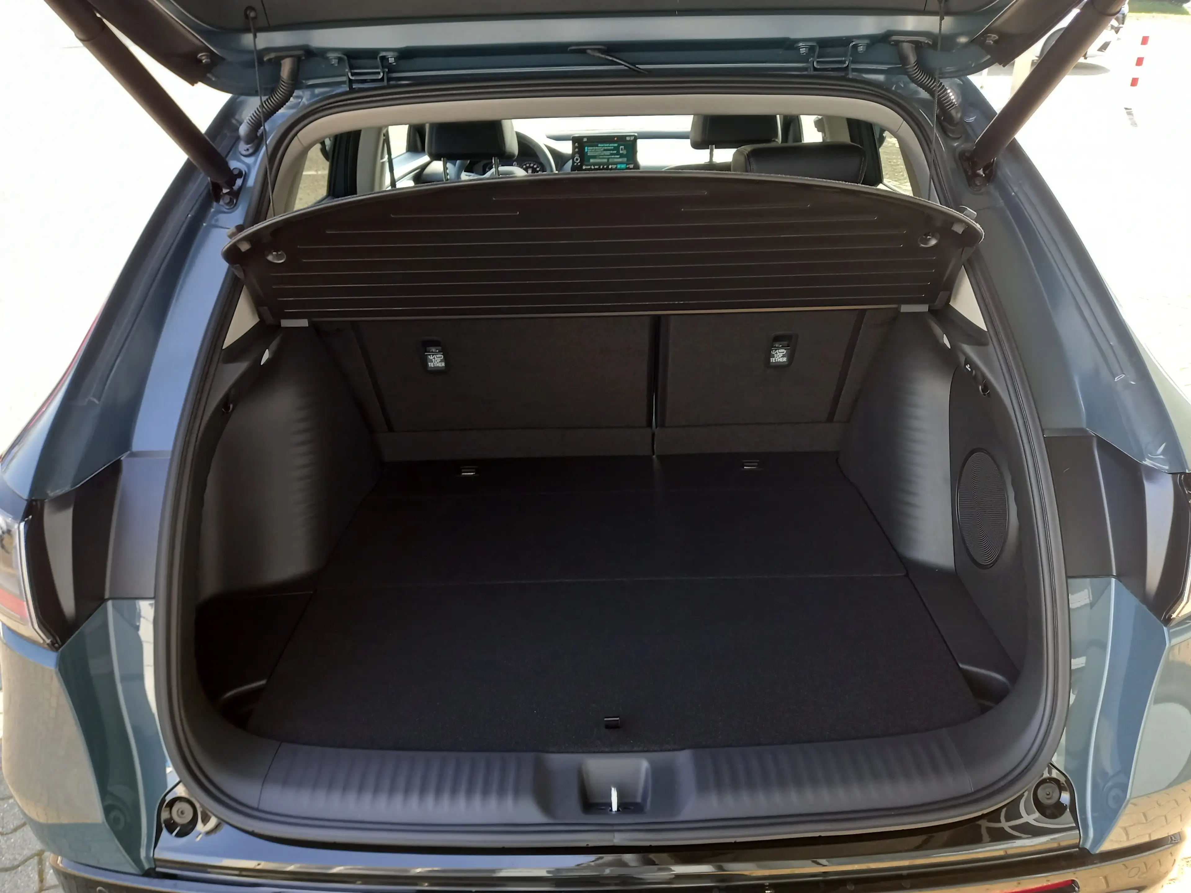 Honda ZR-V ZR-V e:HEV 2.0 i-MMD Hybrid Advance — photo 10
