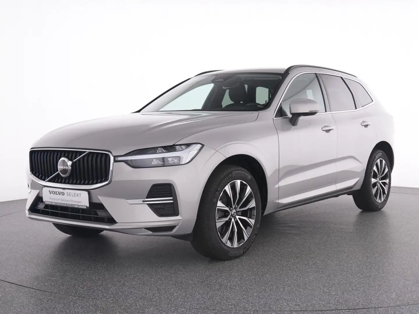 Volvo XC60 B4 Core PAP+DAB+FAP+MET+WP+LM 19"+NAVI+LED Argent - 1