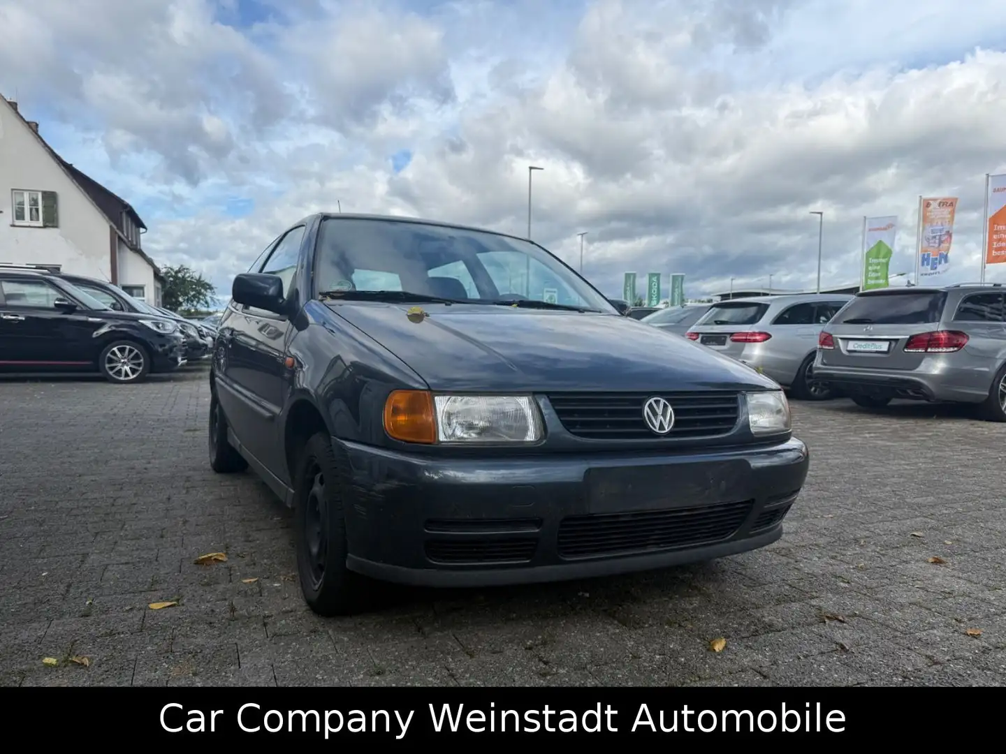 Volkswagen Polo Gris - 1