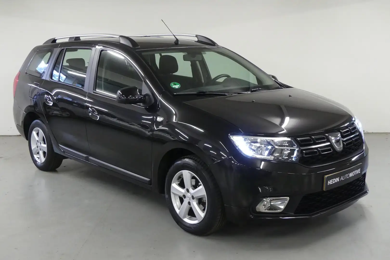 Dacia Logan MCV TCe 90 Laureate | MediaNav Multimedia & Naviga Nero - 2