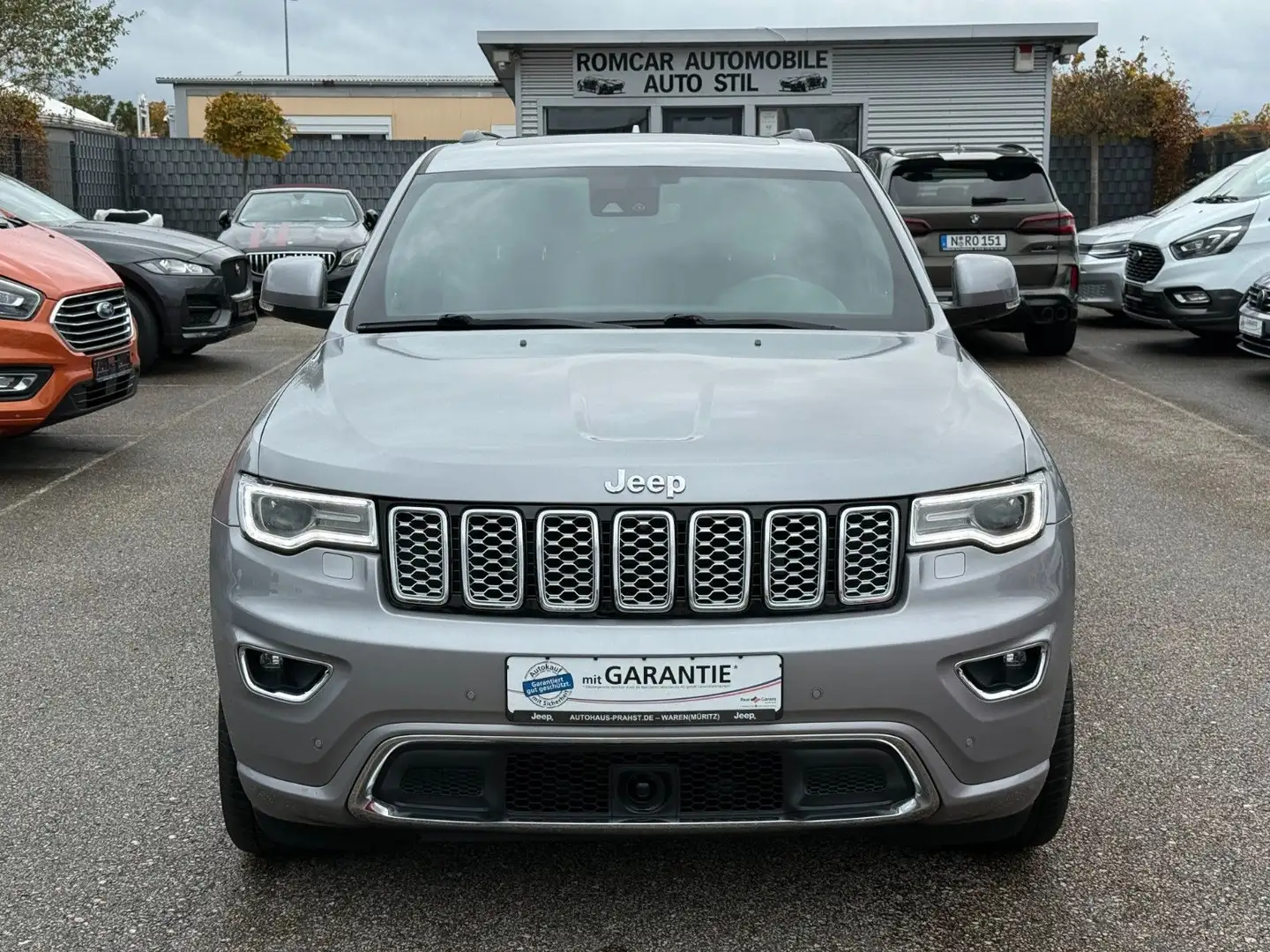 Jeep Grand Cherokee 3.0 CRD Overland*PANO*LED*KAMERA* Silber - 1