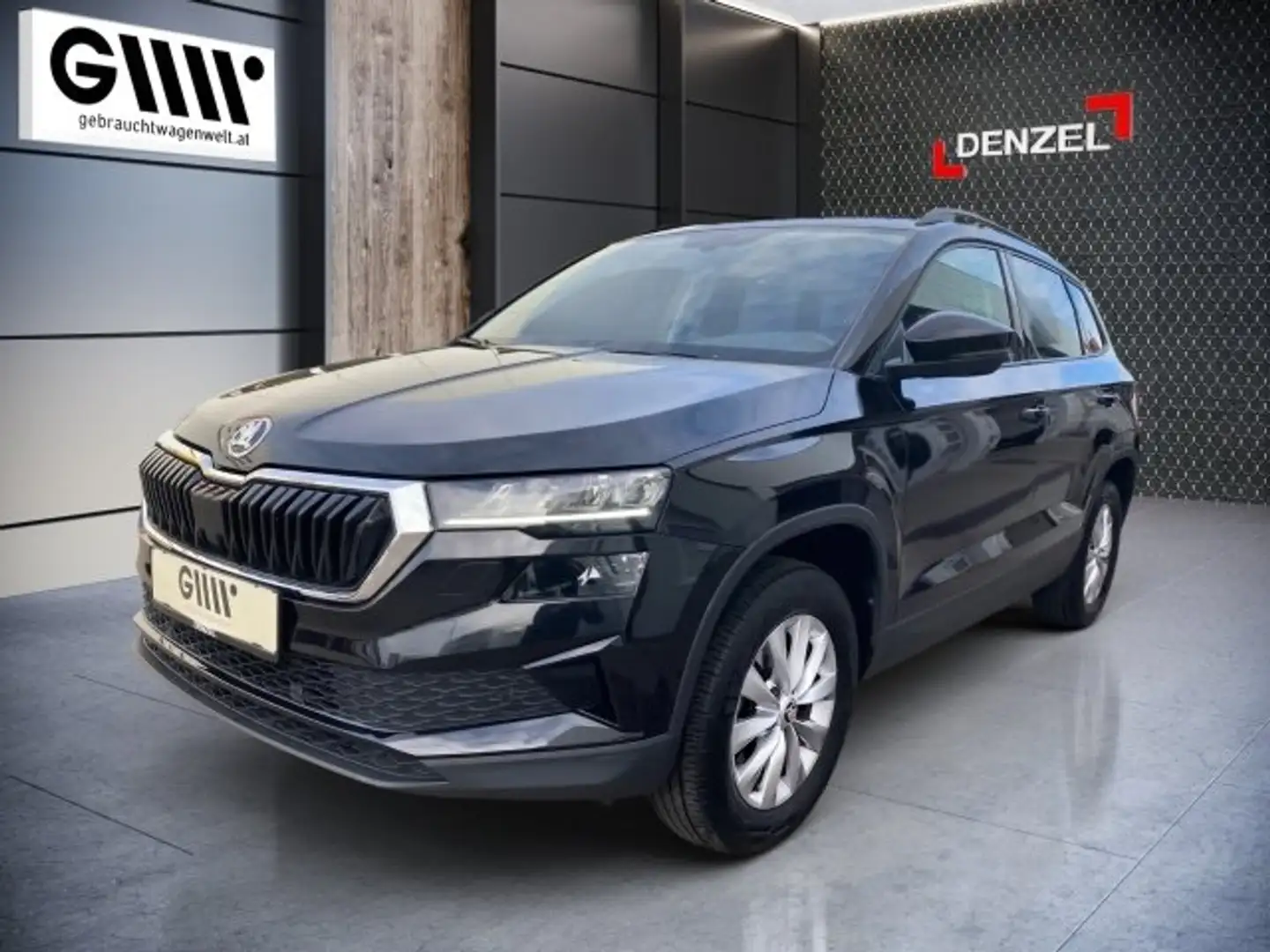 Skoda Karoq 1,0 TSI Ambition Schwarz - 1